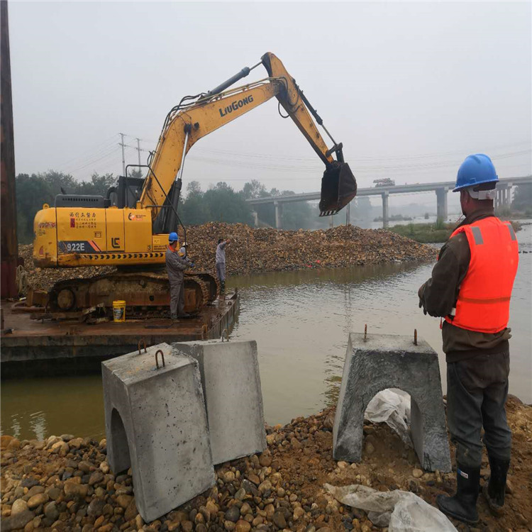 广州商丘市水下取水头安装
